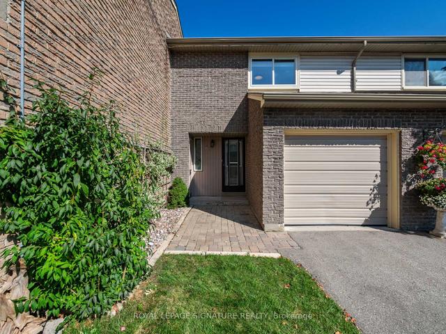 60 Camelot Way, Townhouse with 3 bedrooms, 2 bathrooms and 2 parking in Markham ON | Image 12