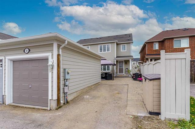 28 Calafia St, House semidetached with 3 bedrooms, 3 bathrooms and 3 parking in Markham ON | Image 32