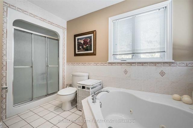 514 Lexington Cres, House detached with 5 bedrooms, 5 bathrooms and 11 parking in Waterloo ON | Image 15