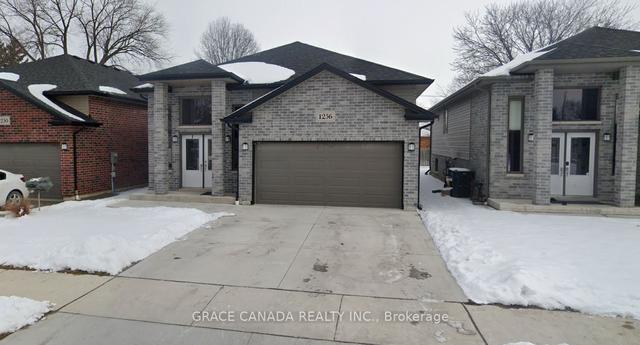 1256 Eastlawn Ave, House detached with 3 bedrooms, 3 bathrooms and 4 parking in Windsor ON | Image 1