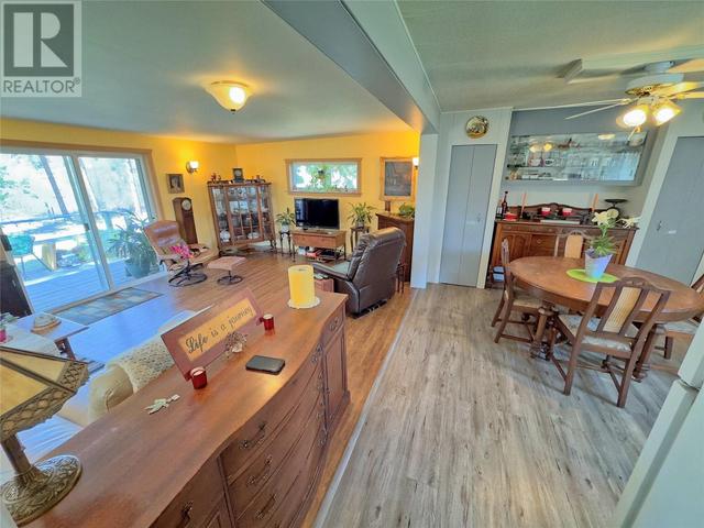 877 Hwy 5a, House other with 3 bedrooms, 1 bathrooms and 2 parking in Okanagan Similkameen H BC | Image 20
