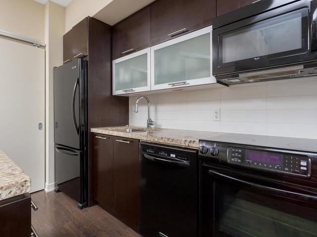 uph14 - 21 Nelson St, Condo with 1 bedrooms, 2 bathrooms and 1 parking in Toronto ON | Image 7