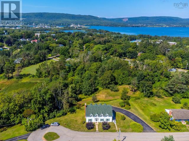 31 Babineau Heights, House detached with 5 bedrooms, 2 bathrooms and null parking in Annapolis Royal NS | Image 2