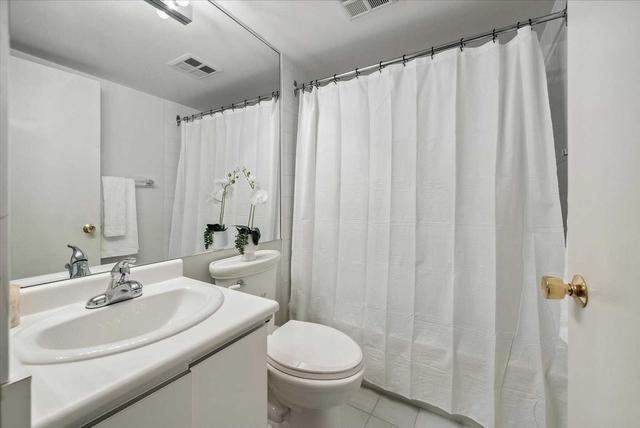 207 - 1101 Steeles Ave W, Condo with 2 bedrooms, 2 bathrooms and 1 parking in Toronto ON | Image 17