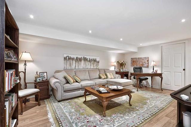 2404 Marine Dr, House attached with 1 bedrooms, 2 bathrooms and 4 parking in Oakville ON | Image 10