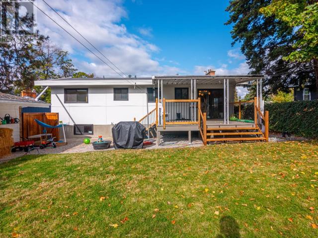 132 Mcpherson Crescent, House detached with 3 bedrooms, 2 bathrooms and 1 parking in Penticton BC | Image 36