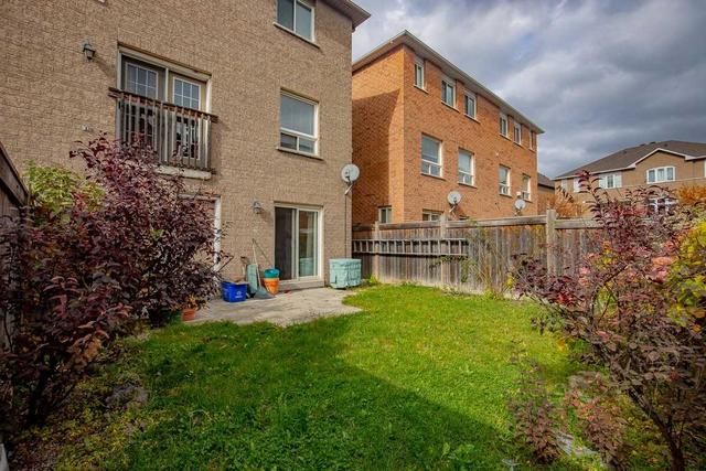 6 - 7155 Magistrate Terr, Townhouse with 3 bedrooms, 3 bathrooms and 2 parking in Mississauga ON | Image 26