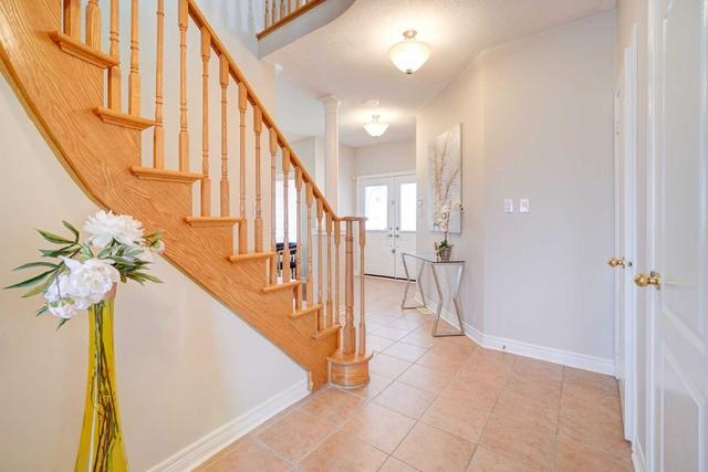 22 Collingwood Ave, House detached with 4 bedrooms, 3 bathrooms and 6 parking in Brampton ON | Image 34