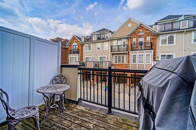 14 - 2614 Dashwood Dr, Townhouse with 2 bedrooms, 3 bathrooms and 2 parking in Oakville ON | Image 4