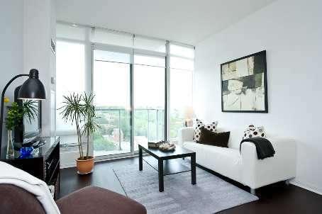 1403 - 15 Windermere Ave, Condo with 1 bedrooms, 1 bathrooms and 1 parking in Toronto ON | Image 4