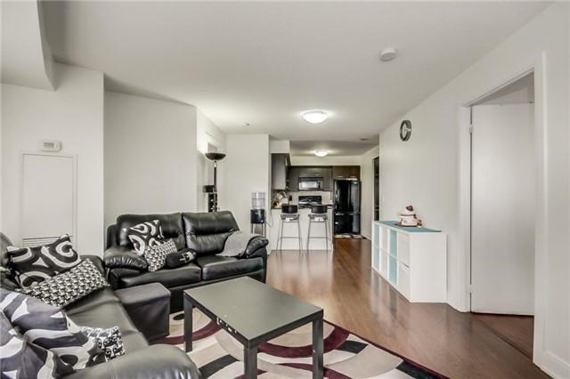 1118 - 135 Village Green Sq, Condo with 2 bedrooms, 2 bathrooms and 1 parking in Toronto ON | Image 8