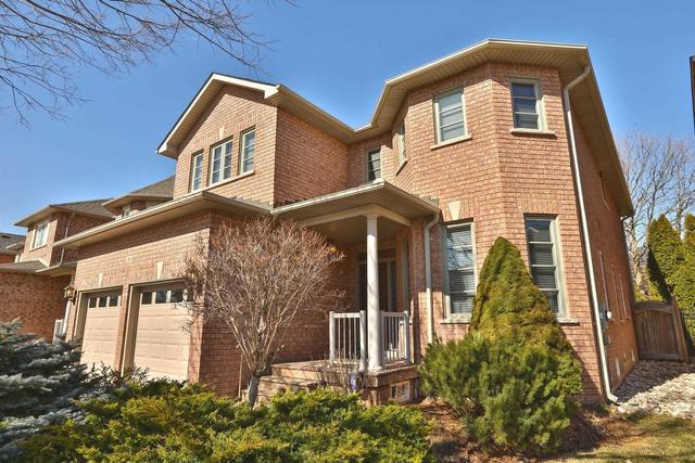 2283 Whitecliffe Way, House detached with 4 bedrooms, 5 bathrooms and 4 parking in Oakville ON | Image 1