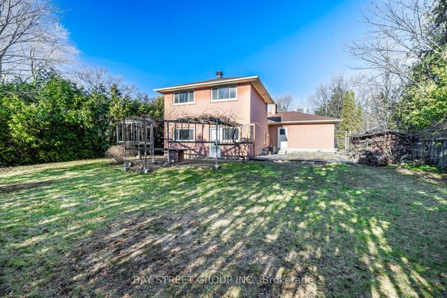 33 Hopperton Dr, House detached with 4 bedrooms, 2 bathrooms and 6 parking in Toronto ON | Image 16