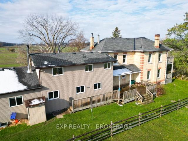 681456 Sideroad 6, House detached with 9 bedrooms, 3 bathrooms and 9 parking in Chatsworth ON | Image 20