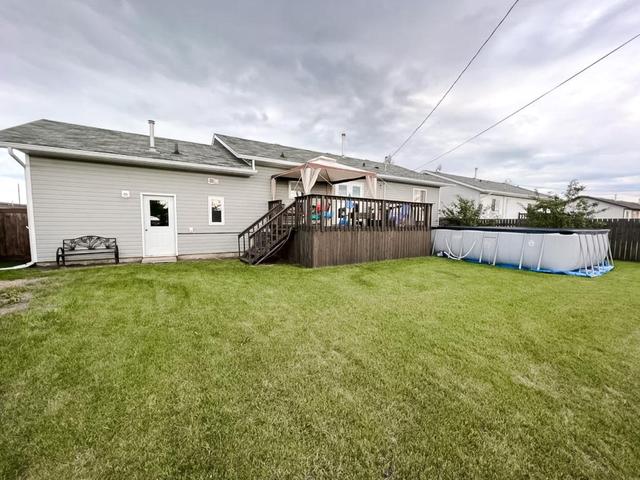10104 109 Street, House detached with 5 bedrooms, 2 bathrooms and 1 parking in Mackenzie County AB | Image 30