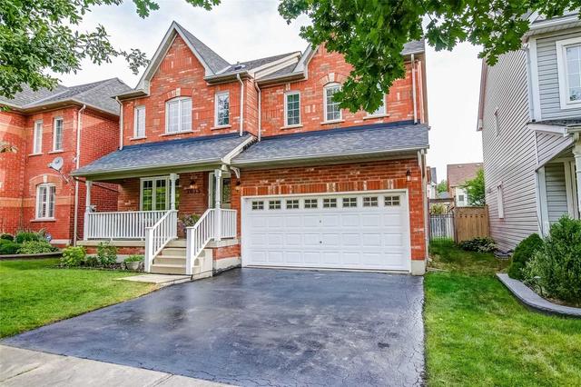 7075 Drumcashel Crt, House detached with 4 bedrooms, 3 bathrooms and 4 parking in Mississauga ON | Image 1