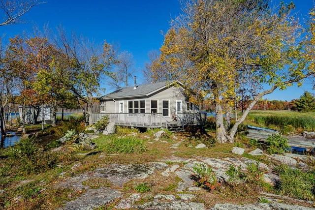1110 Island, House detached with 3 bedrooms, 1 bathrooms and 0 parking in Parry Sound ON | Image 35
