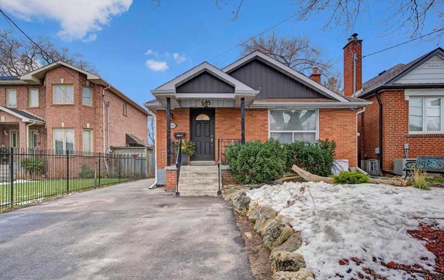 263 John St, House detached with 2 bedrooms, 2 bathrooms and 5.5 parking in Toronto ON | Image 1