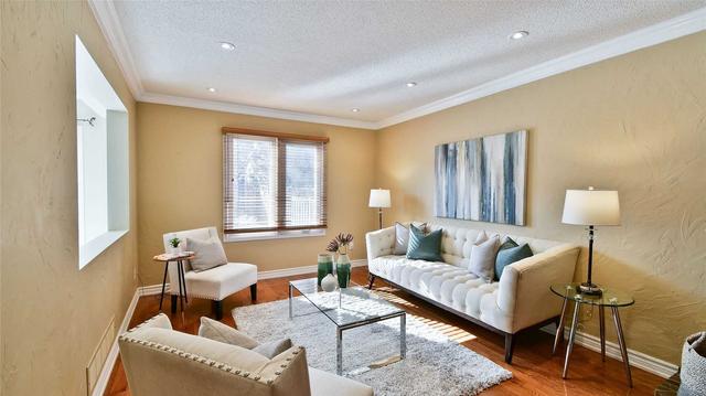 1005 Honeywood Cres, House detached with 4 bedrooms, 3 bathrooms and 6 parking in Pickering ON | Image 5