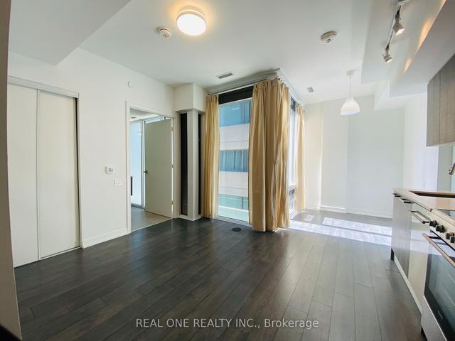 312 - 28 Wellesley St E, Condo with 0 bedrooms, 1 bathrooms and 0 parking in Toronto ON | Image 8