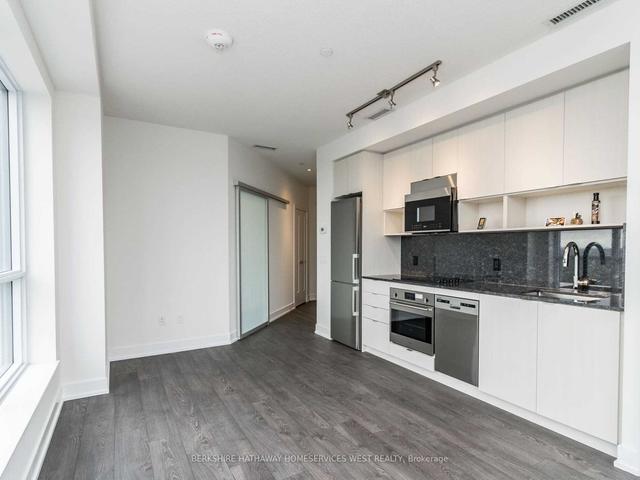 3704 - 7 Mabelle Ave, Condo with 2 bedrooms, 2 bathrooms and 1 parking in Toronto ON | Image 27