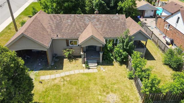 368 Caledon Ave, House detached with 3 bedrooms, 0 bathrooms and 3 parking in Hamilton ON | Image 6