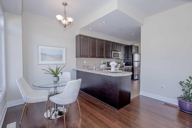 [th47] - 39 Beverley Glen Blvd, Townhouse with 3 bedrooms, 4 bathrooms and 2 parking in Vaughan ON | Image 8