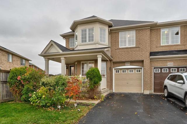 4090 Gunby Cres, House semidetached with 4 bedrooms, 4 bathrooms and 2 parking in Burlington ON | Image 1