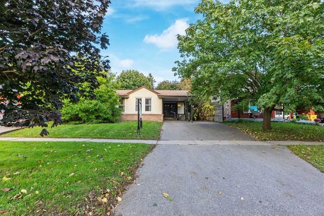 37 Simpson Ave, House detached with 3 bedrooms, 2 bathrooms and 5 parking in Clarington ON | Image 35