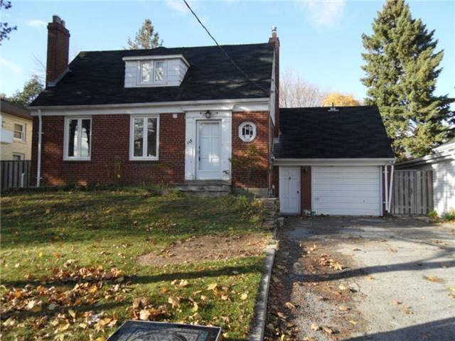 side - 142 Byng Ave, House detached with 1 bedrooms, 2 bathrooms and 1 parking in Toronto ON | Image 1
