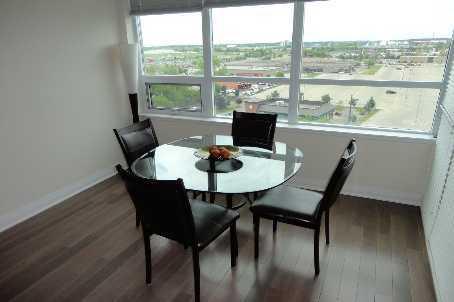 1001 - 1055 Southdown Rd, Condo with 1 bedrooms, 2 bathrooms and 1 parking in Mississauga ON | Image 3