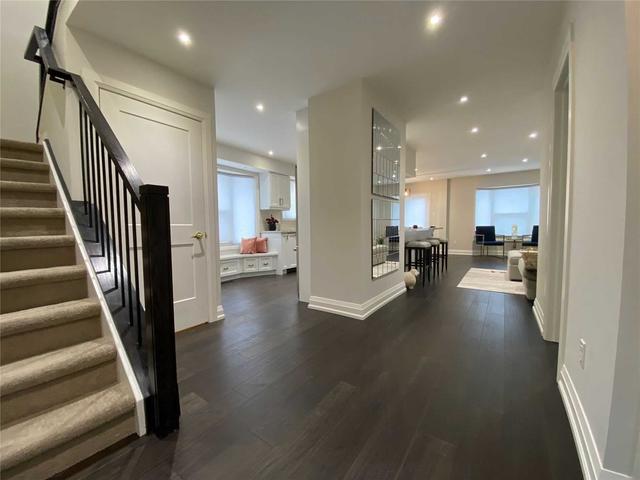 34 Tambrook Dr, House detached with 3 bedrooms, 4 bathrooms and 4 parking in Toronto ON | Image 23