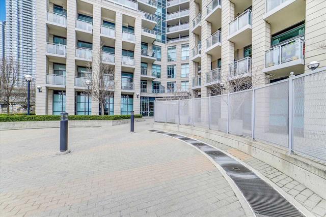 1010 - 410 Queens Quay West Blvd, Condo with 1 bedrooms, 1 bathrooms and 1 parking in Toronto ON | Image 32