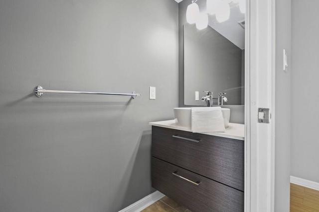 811 - 5 Everson Dr, Townhouse with 2 bedrooms, 2 bathrooms and 1 parking in Toronto ON | Image 5