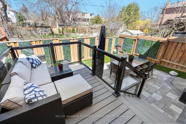 164 Roslin Ave, House semidetached with 3 bedrooms, 3 bathrooms and 1 parking in Toronto ON | Image 20