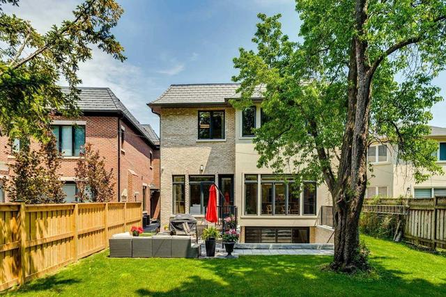 172 Dinnick Cres, House detached with 4 bedrooms, 7 bathrooms and 4 parking in Toronto ON | Image 35