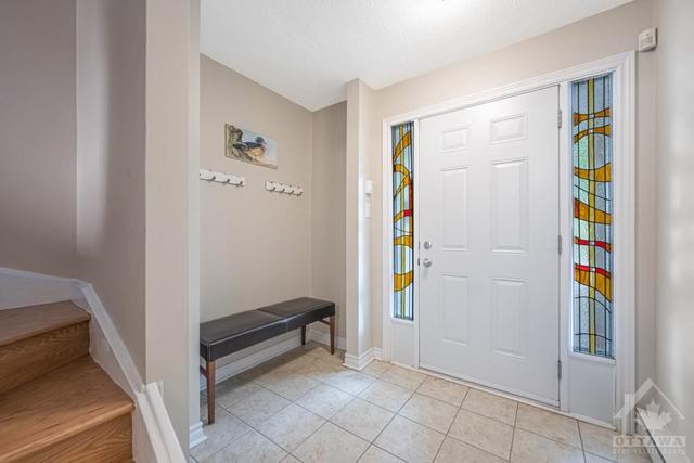 52 Appleby Private, Townhouse with 3 bedrooms, 3 bathrooms and 2 parking in Ottawa ON | Image 3