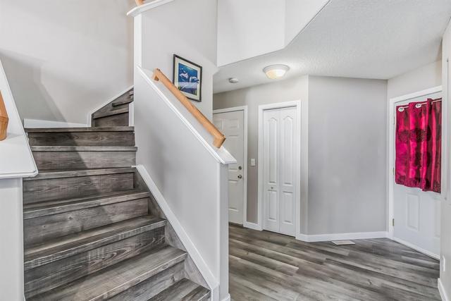 92 San Diego Green Ne, House detached with 3 bedrooms, 2 bathrooms and 4 parking in Calgary AB | Image 7