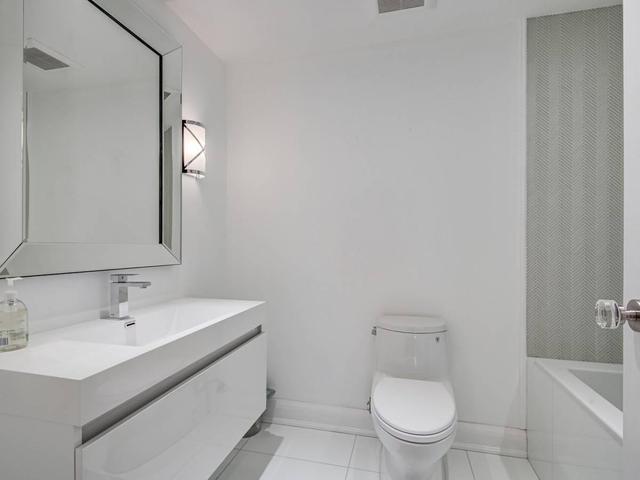606 - 4 Lowther Ave, Condo with 2 bedrooms, 3 bathrooms and 1 parking in Toronto ON | Image 12