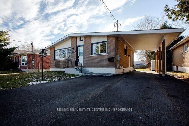 1451 Kennedy St, House detached with 3 bedrooms, 2 bathrooms and 5 parking in Greater Sudbury ON | Image 1