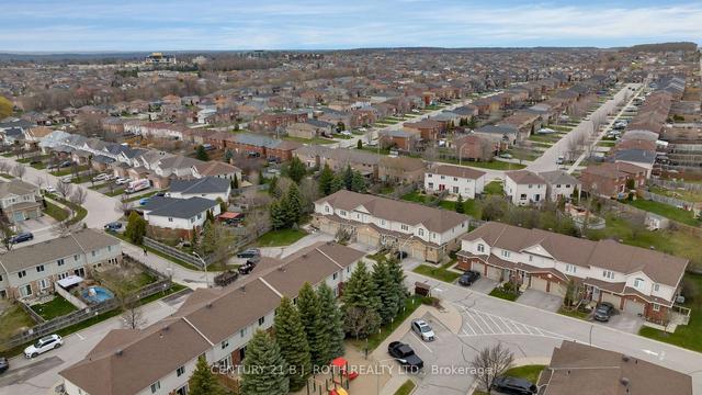 30 - 430 Mapleview Dr E, Townhouse with 3 bedrooms, 2 bathrooms and 2 parking in Barrie ON | Image 21