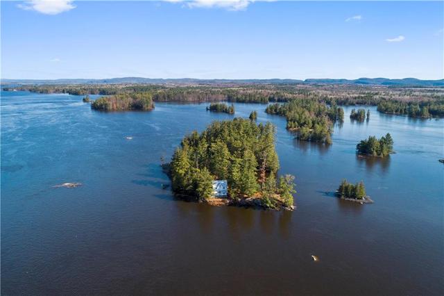 0 Daisy Island, House detached with 2 bedrooms, 1 bathrooms and null parking in Petawawa ON | Image 3