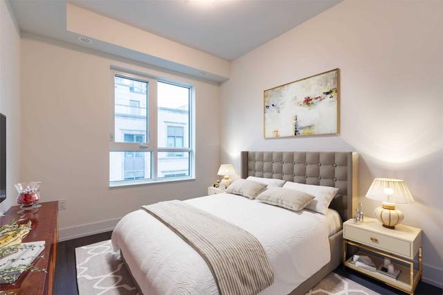 11 - 52 Holmes Ave, Townhouse with 2 bedrooms, 2 bathrooms and 1 parking in Toronto ON | Image 5