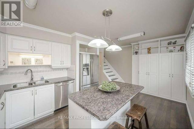 9 - 145 Rice Ave, Townhouse with 3 bedrooms, 2 bathrooms and 2 parking in Hamilton ON | Image 18