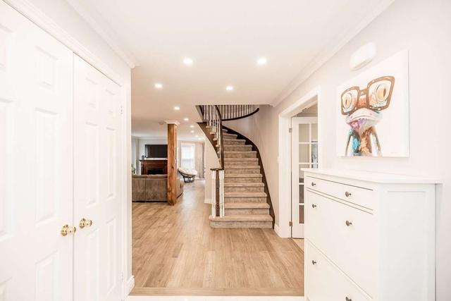 49 Dunnett Dr, House detached with 4 bedrooms, 4 bathrooms and 6 parking in Barrie ON | Image 23
