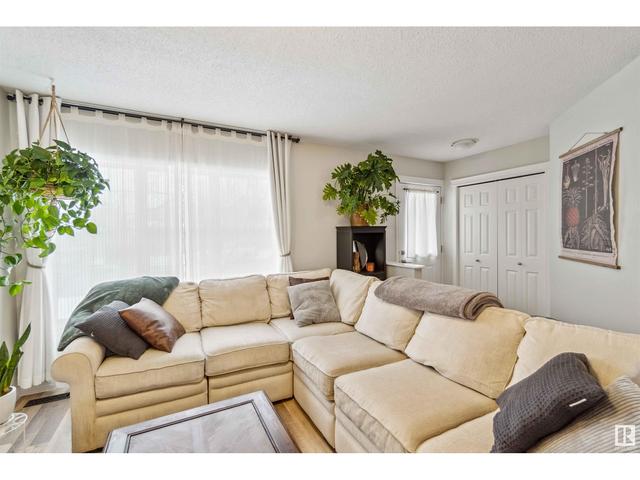 72 Summerwood Dr, House detached with 3 bedrooms, 2 bathrooms and null parking in Edmonton AB | Image 3