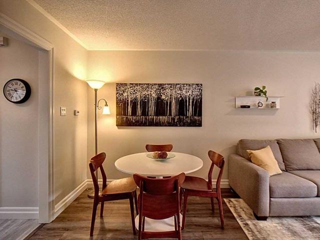 46 - 1240 Westview Terr, Townhouse with 3 bedrooms, 2 bathrooms and 2 parking in Oakville ON | Image 2