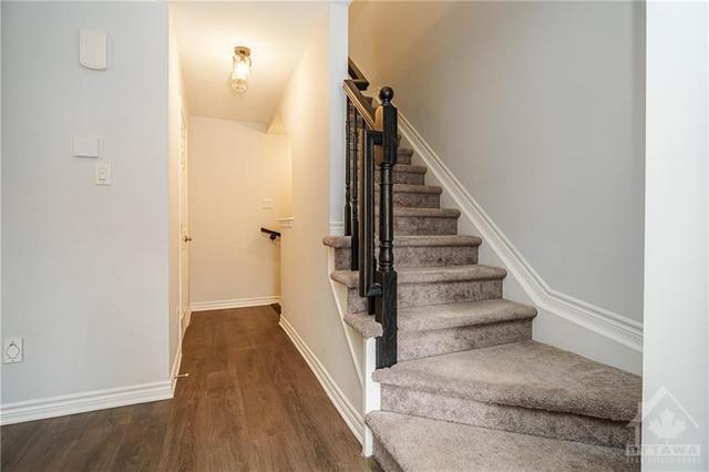 105 Helenium Lane, Townhouse with 2 bedrooms, 2 bathrooms and 3 parking in Ottawa ON | Image 10