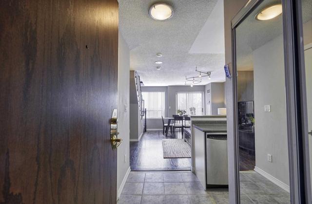 519 - 39 Oneida Cres, Condo with 2 bedrooms, 2 bathrooms and 2 parking in Richmond Hill ON | Image 19