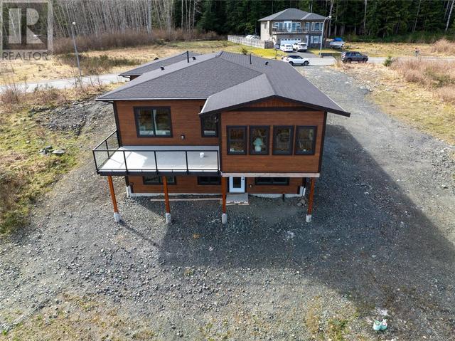 6235 Hunt St, House detached with 4 bedrooms, 3 bathrooms and 4 parking in Port Hardy BC | Image 29